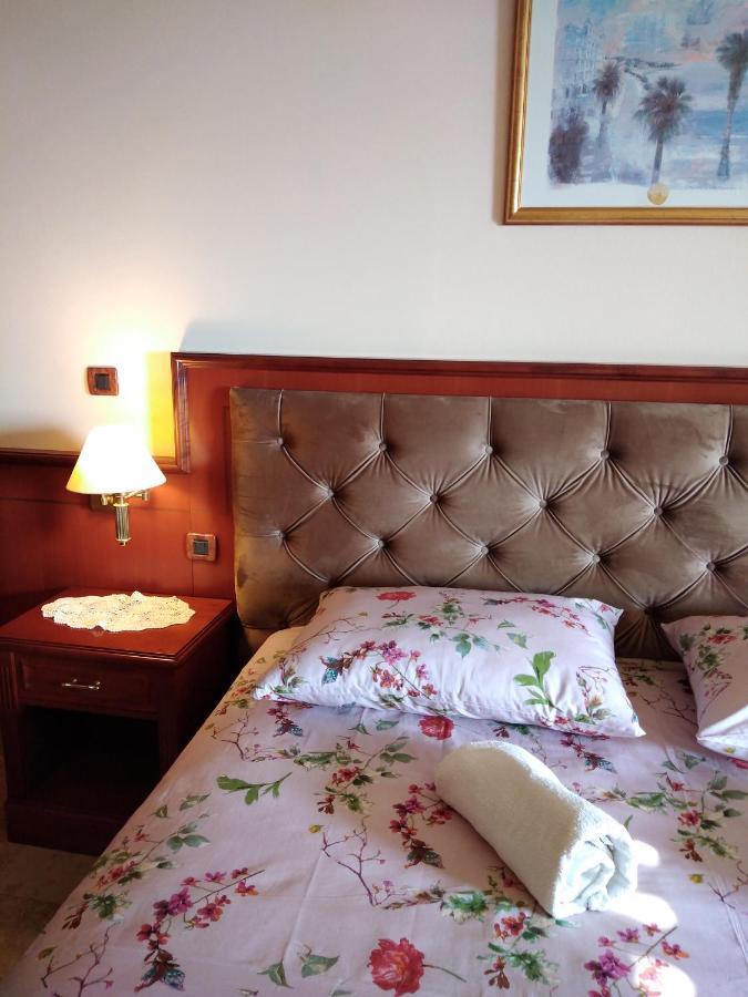 Luna Tsuki Five Otel Rovinj Dış mekan fotoğraf